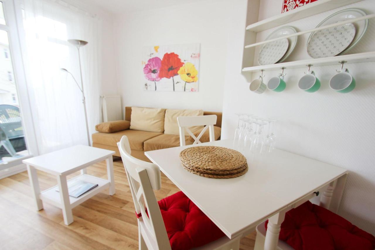 Terrasse, Gratis Nutzung Vom Ahoi Erlebnisbad Und Sauna In Sellin - Meeresblick Fewo 32 Goehren  Εξωτερικό φωτογραφία